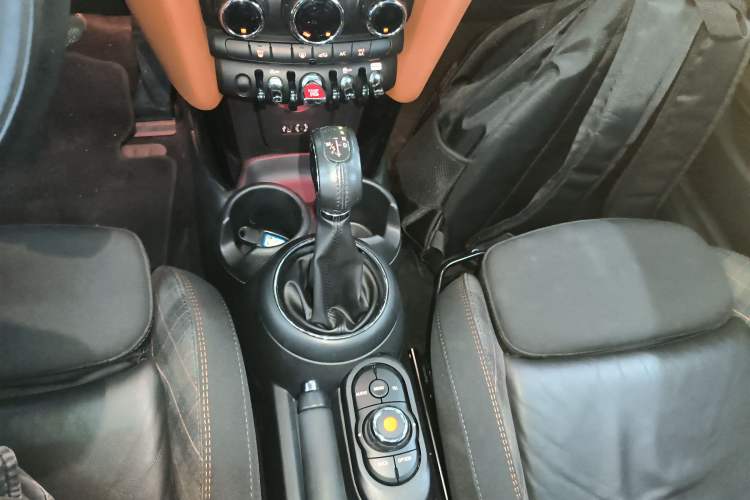 Used MINI MINI 2016 1.5T COOPER SEVEN