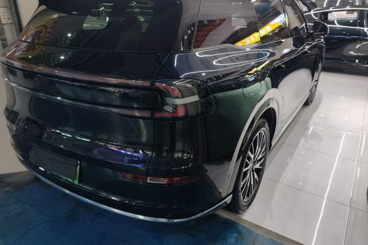 Used CHANGAN NEVO Q07 2025 215 Flagship PLUS Exterior 3