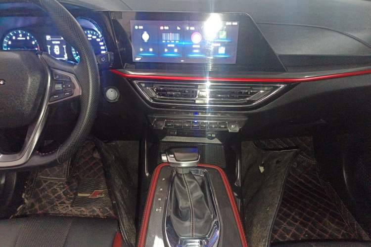 Used Oshan X5 2021 Revised Version 1.5T DCT Luxury Edition
