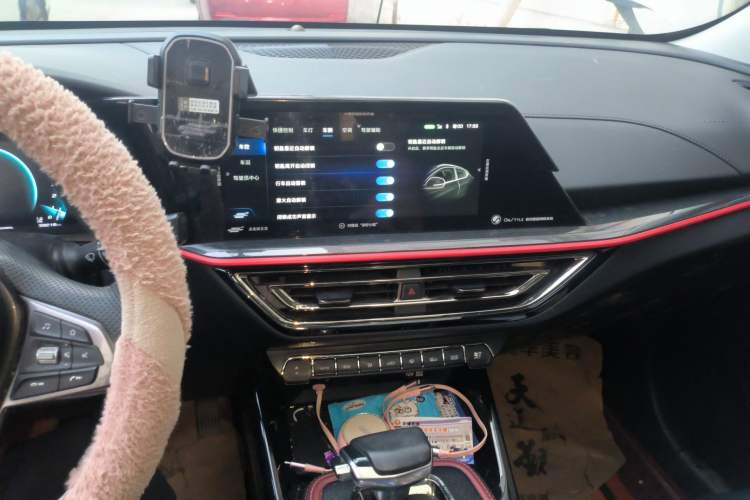 Used CHANGAN OSHAN X5 2021 1.5T DCT Flagship Edition Audio And AC Panel