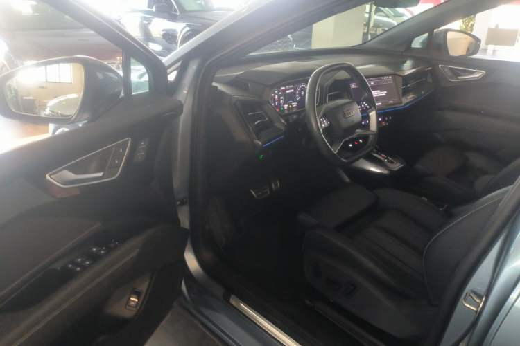 Used Audi Q4 e-tron 2024 40 e-tron Boundary Edition
