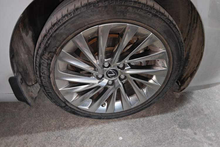 Used Lexus ES 2018 300h Executive Version China V Standard