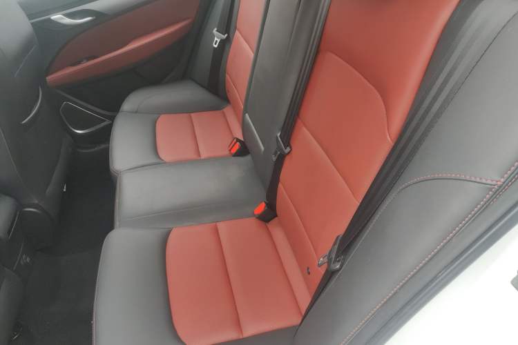 Used Geely Auto Vision S1 2019 Upgraded Model 1.5L CVT Luxury Version
