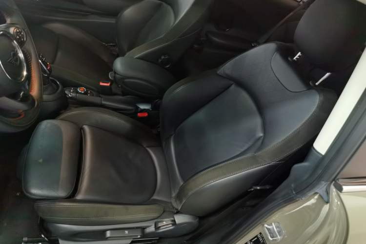 Used MINI MINI 2019 2.0T COOPER S Classic Edition