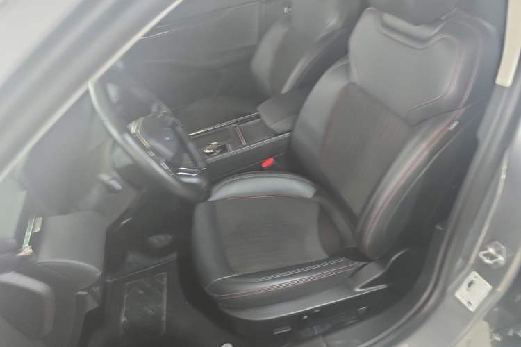 Used Ford Mondeo 2023 EcoBoost 180 Luxury Model
