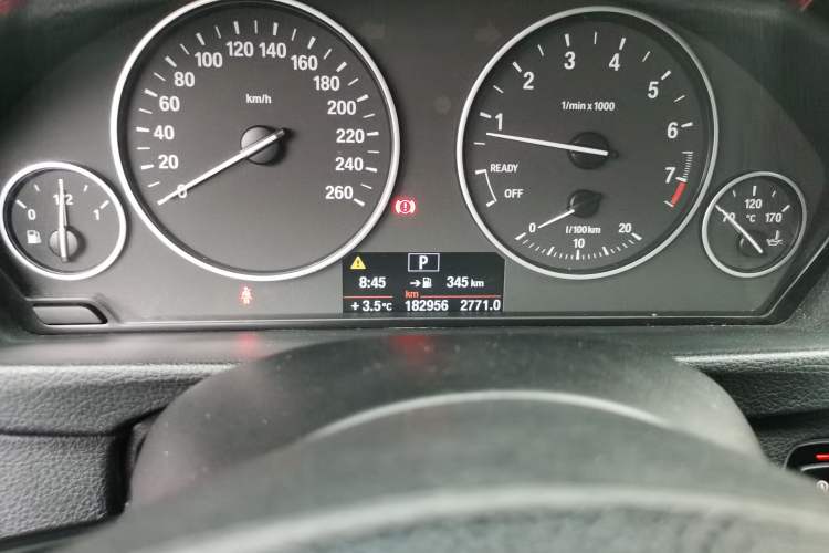 Used BMW 3 Series 2014 320Li Fashion Model
