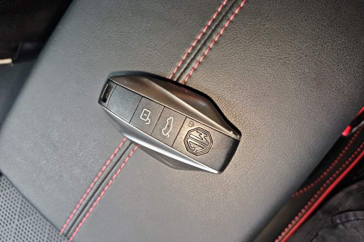 Used MG 7 2023 2.0T Automatic Trophy+ Ignition Glory Edition