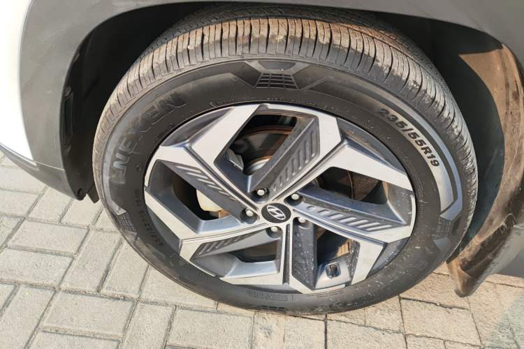 Used Hyundai Tucson 2023 Tucson L 1.5T Automatic Two-Wheel Drive DLX Luxury Edition
