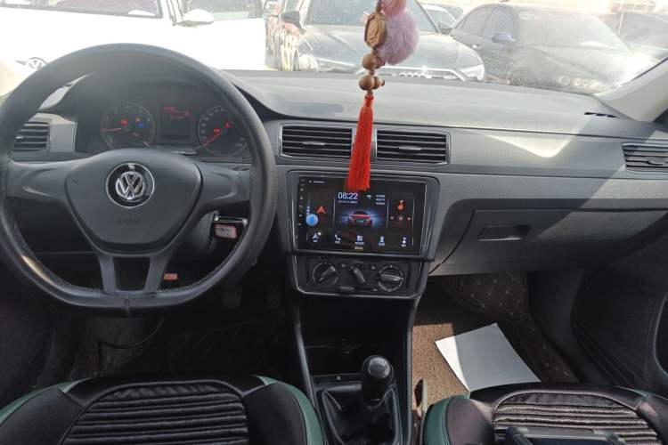 Used Volkswagen Santana 2019 1.5L Manual Fashion Edition China VI Standard Audio And AC Panel