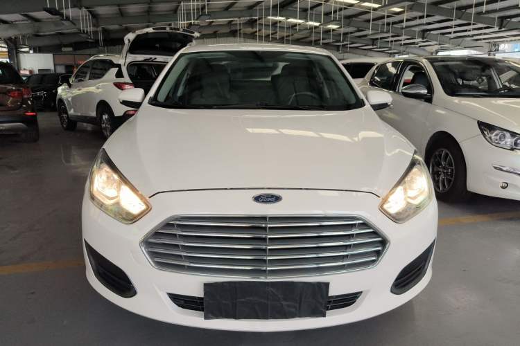 Used Ford Escort 2019 Revised 1.5L Automatic ZhiXiang Version China VI Standard Front