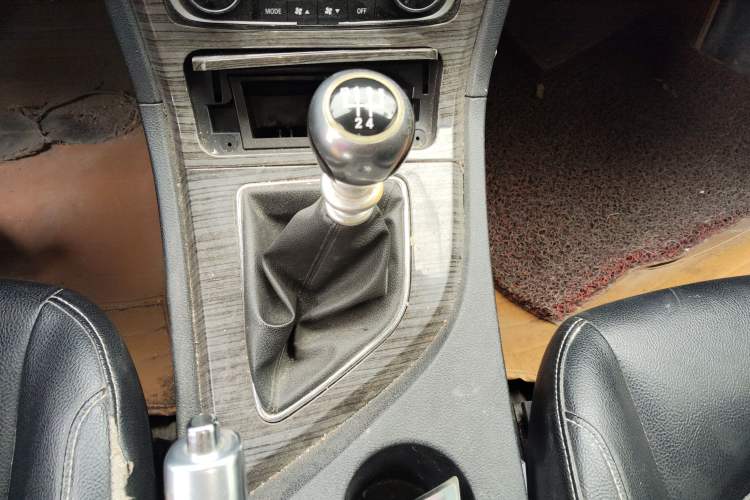 Used Zotye T600 2015 1.5T Manual Luxury Model