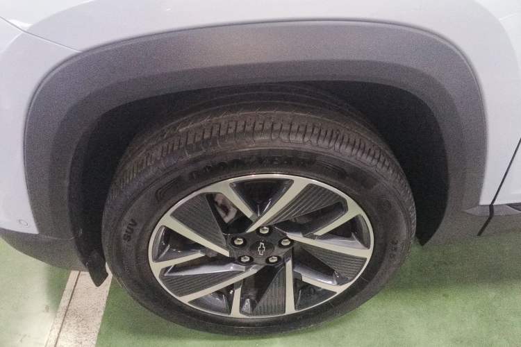 Used Chevrolet Equinox Plus 2024 102km RS Ultimate Edition