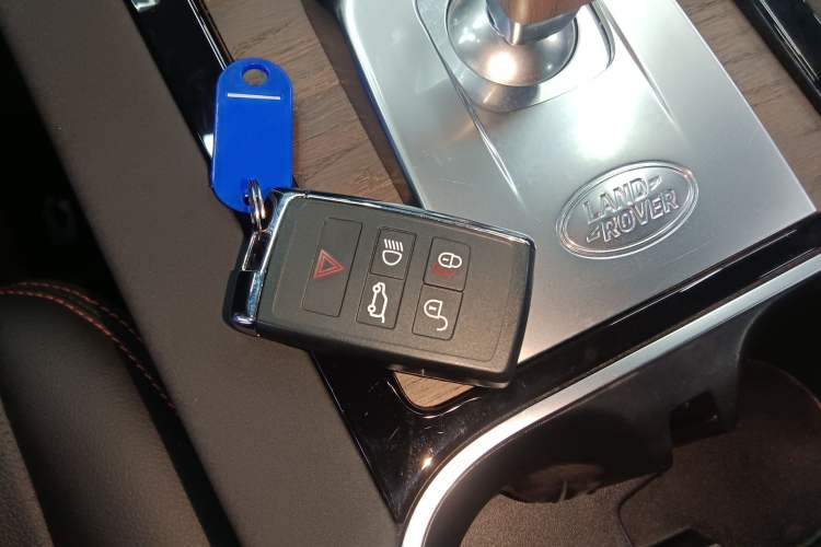 Used Land Rover Discovery Sport 2022 249 PS R-Dynamic S Performance Edition 5 Seats
