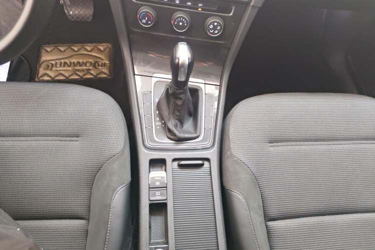 Used Volkswagen Golf 2018 1.6L Automatic Comfort Model