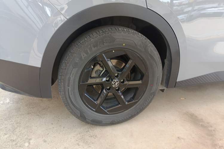 Used Venucia VX6 2025 Large Flat-Layout 520 Pro