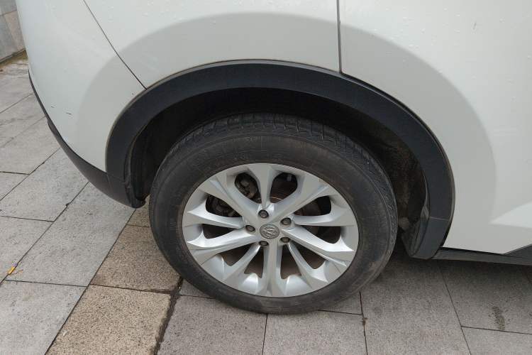 Used Brilliance V3 2015 1.5L Manual Elite Model