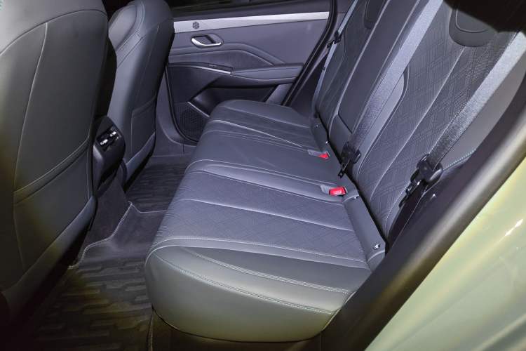 Used BYD Qin PLUS 2025 DM-i Smart Drive 120KM Superior Model