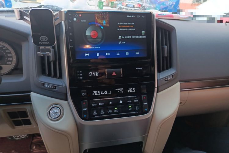 Used Toyota Land Cruiser 2019 4.0L Iron Wheels Refrigerator with Electric Base Basic Version—Middle East
