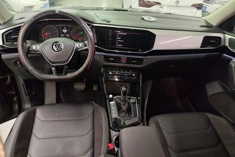 Used Volkswagen Tayron 2021 280TSI Two-Wheel Drive Luxury Smart Connectivity Version
