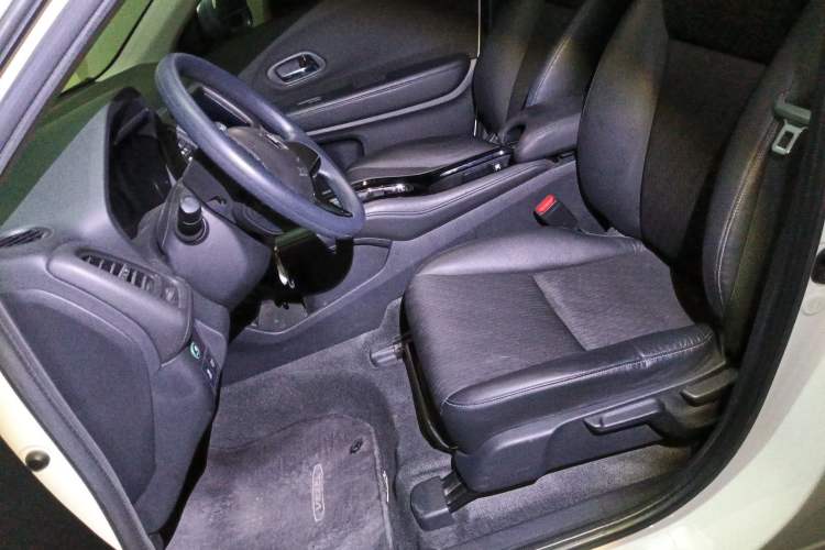 Used Honda Vezel 2020 1.5L CVT Pioneer Edition