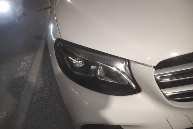Used Mercedes-Benz GLC 2017 GLC 260 4MATIC Dynamic Edition Right Front Headlight