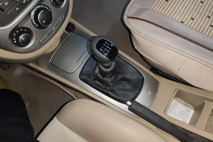 Used Buick Excelle 2013 1.5L Manual Classic Model