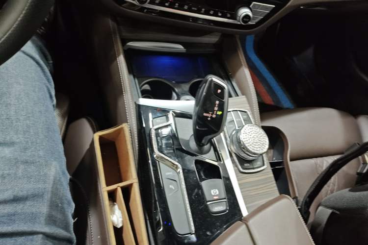 Used BMW 5 Series New Energy 2019 Updated 530Le Pioneer Edition