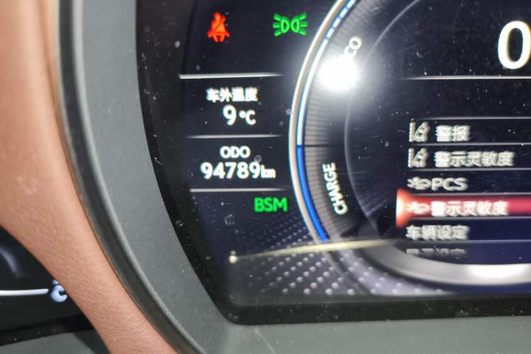 Used Lexus LS 2020 500h Excellence Edition China VI standard Odometer Close Up