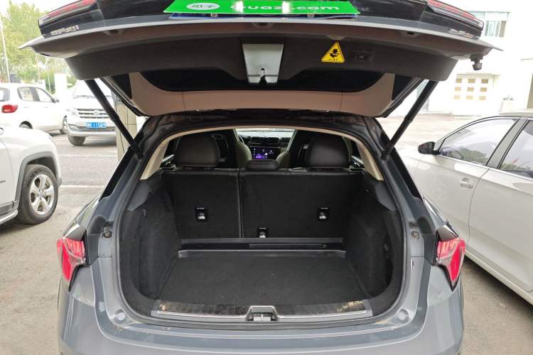 Used Lynk & Co 02 2019 1.5T DCT Two-Wheel Drive Shine Pro Edition China VI Standard