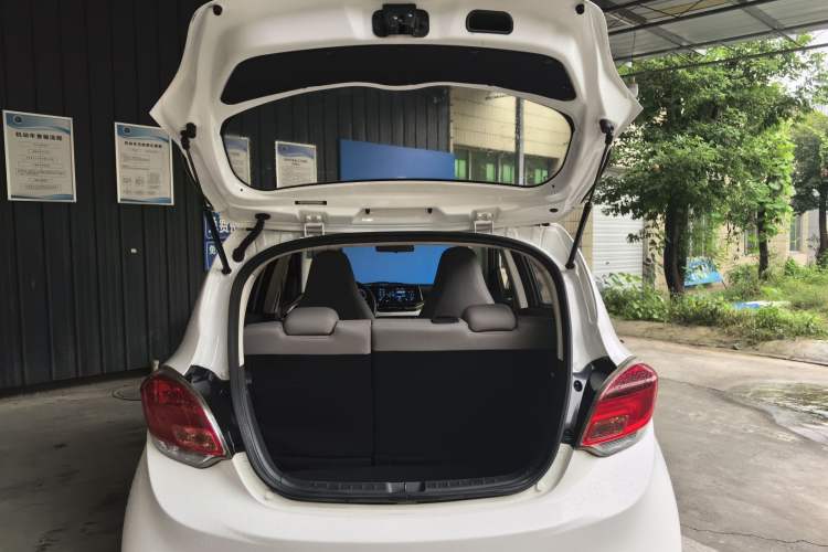 Used CHANGAN OSHAN Benni E-Star 2020 Heart Edition Lithium Iron Phosphate (31.95 kWh) Trunk