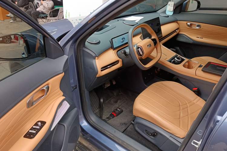 Used Geely Galaxy Galaxy Xingjian 7 EM-i 2025 120km Flagship Edition