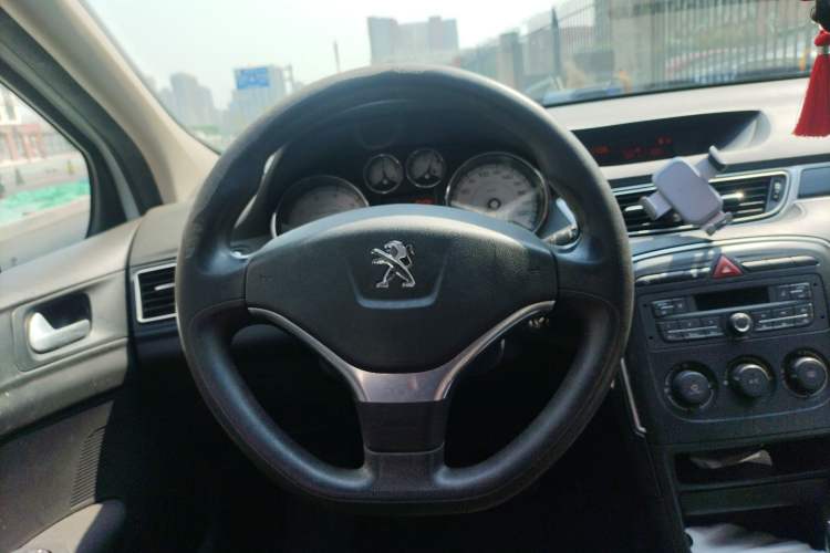 Used Peugeot 308 2014 Enjoy Edition Classic 1.6L Manual YouShang Model