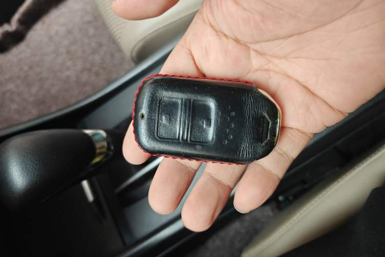 Used Honda Jade 2014 1.8L Automatic Comfort Elite Version 5 Seats