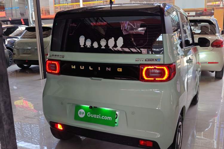 Used Wuling Hongguang MINIEV 2021 Macaron Premium Model – Lithium Iron Phosphate Rear