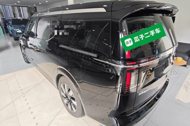 Used Volvo EM90 2025 Ultra Six-Seater