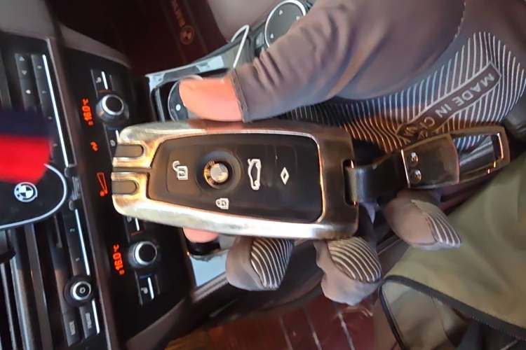 Used BMW 5 Series 2014 525Li Luxury Design Package Vehicle Key