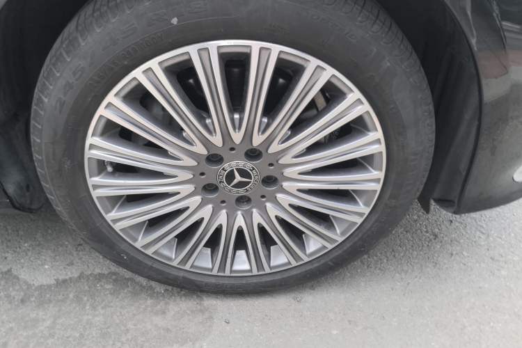 Used Mercedes-Benz E-Class 2023 Updated E 300 L Luxury Edition