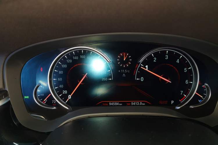 Used BMW 5 Series 2018 Restyled 530Li Leading Edition M Sport Package
