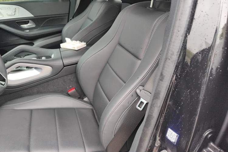 Used Mercedes-Benz GLE Coupe 2024 GLE 350 4MATIC Coupe SUV Fashion Model Left Front Seat