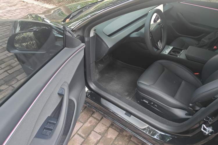 Used Tesla Model 3 2023 Rear-Wheel-Drive Version