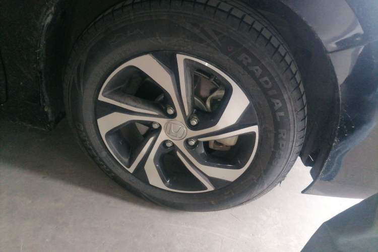 Used Honda Accord 2016 2.0L Elite Edition Right Front Wheel Hub