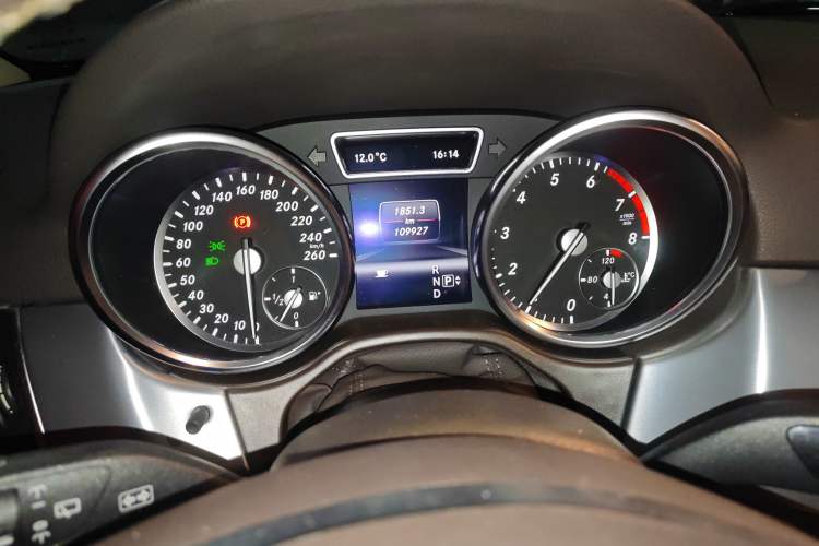 Used Mercedes-Benz M-Class 2012 ML 300