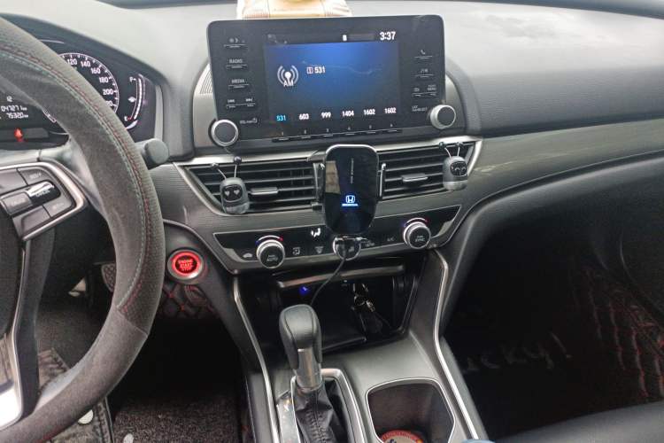 Used Honda Accord 2018 260TURBO Elite Edition China VI Audio And AC Panel