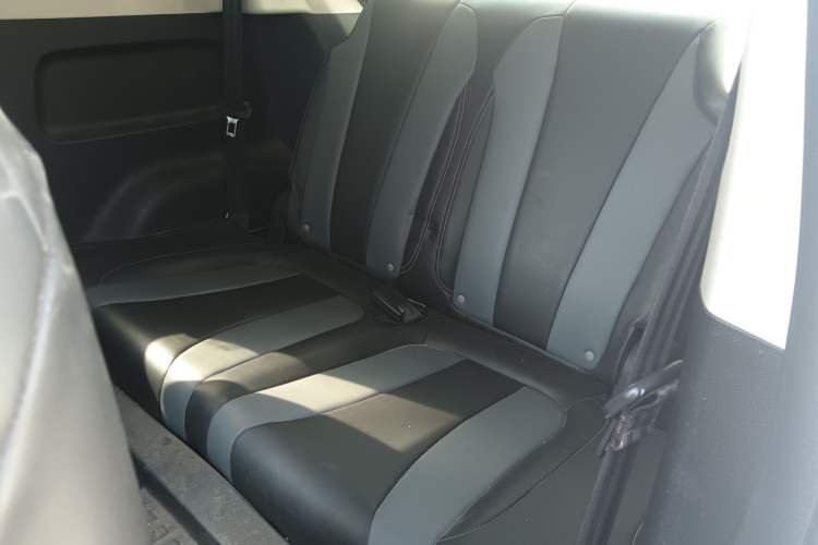 Used Roewe Clever 2022 311km QiQi BoBo Edition