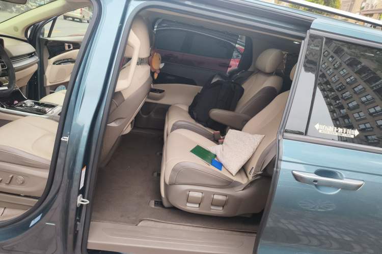 Used Kia Carnival 2021 2.0T Flagship Edition Left Rear Seat