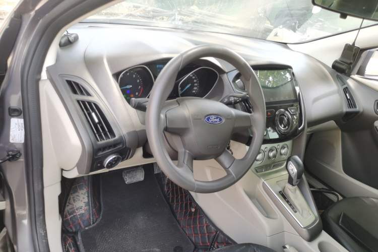 Used Ford Focus 2012 Sedan 1.6L Automatic Comfort Model
