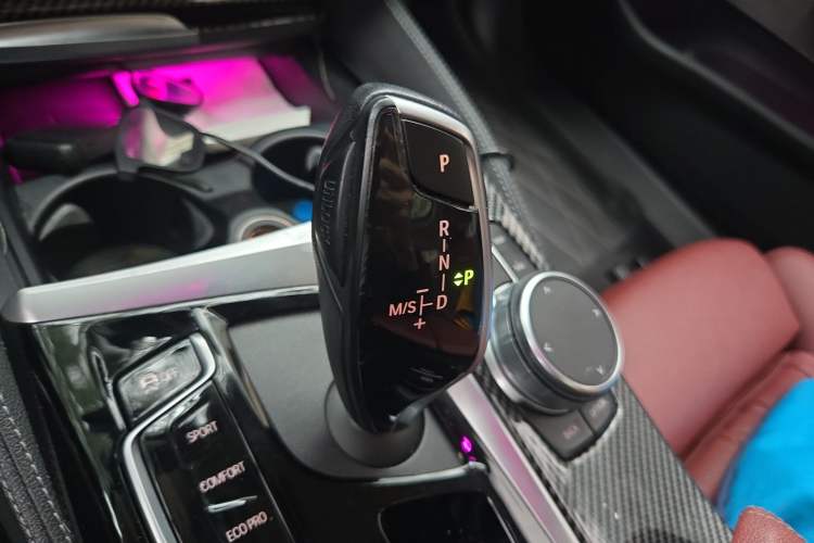 Used BMW 5 Series 2021 530Li Luxury Edition Premium Package Gear Lever