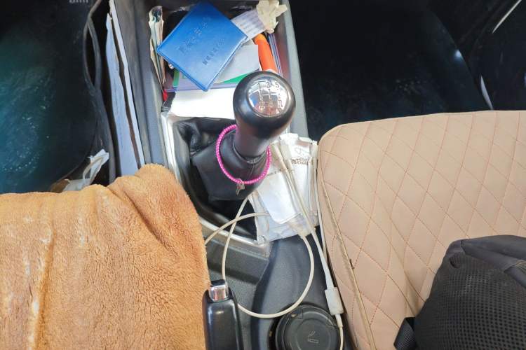 Used CHANGAN KAICHENG Ounuo S 2023 1.5L Deluxe Edition Dual-Steaming Air-Conditioned Passenger Van JL473QG 7 Seats Gear Lever