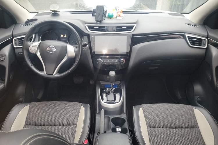 Used Nissan Qashqai 2016 2.0L CVT Luxury Edition