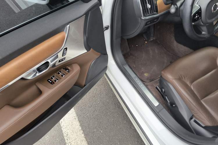 Used Volvo S90 2021 B5 Zhiyi Luxury Edition Driver Seat